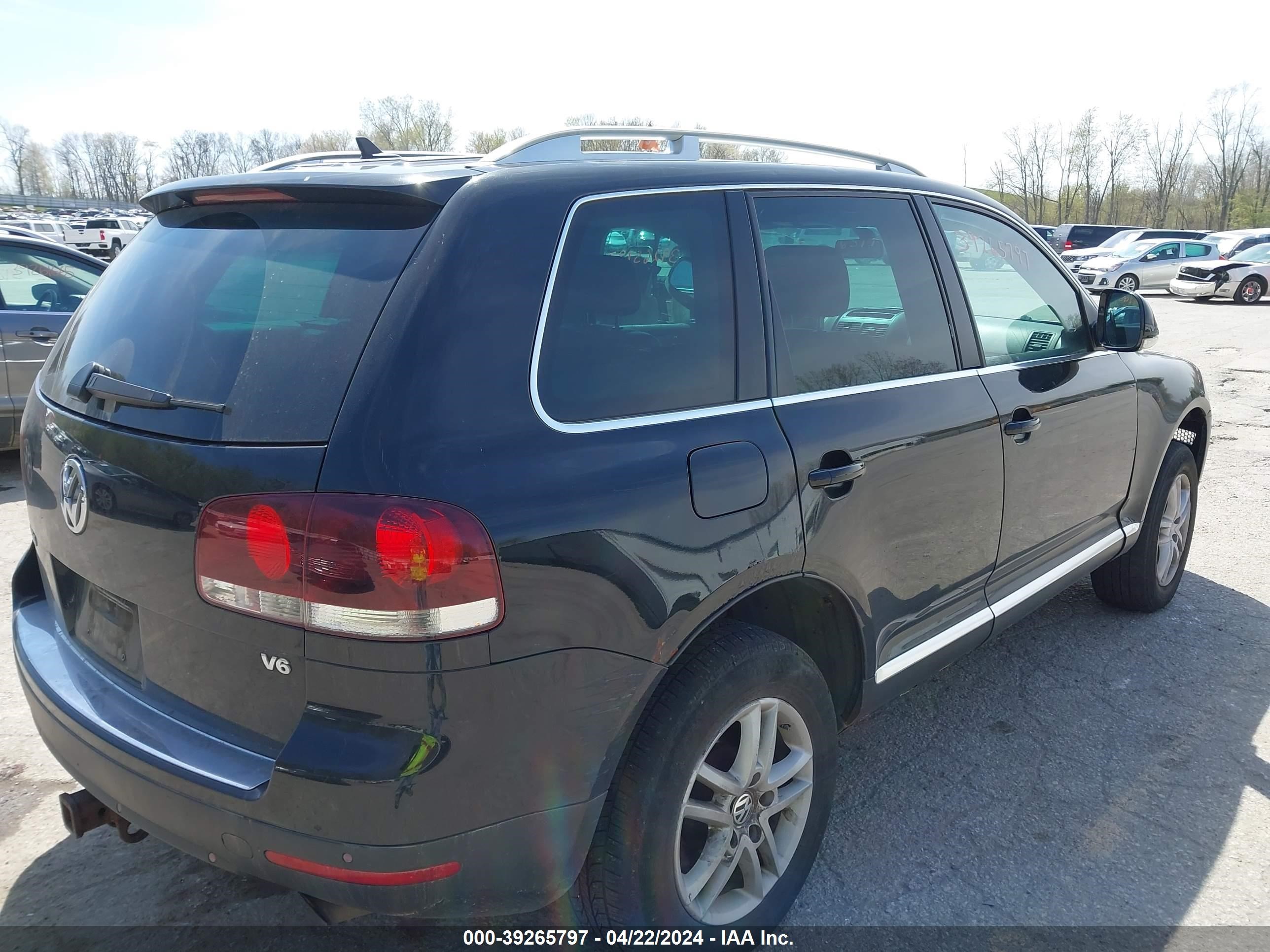 Photo 3 VIN: WVGBE77L78D003710 - VOLKSWAGEN TOUAREG 