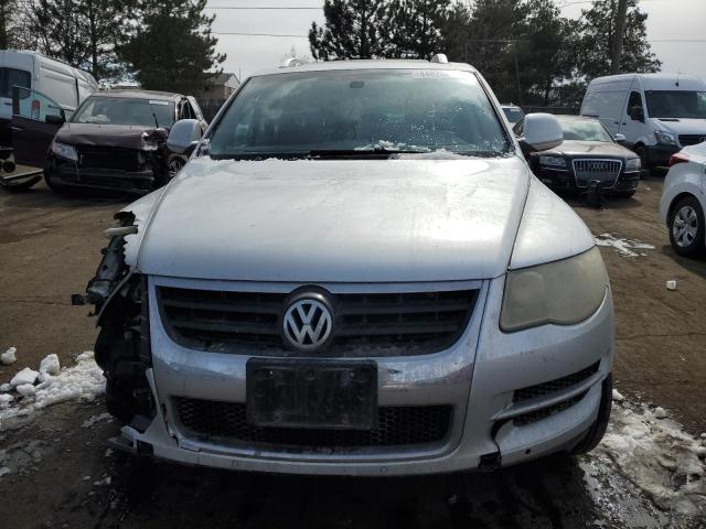 Photo 4 VIN: WVGBE77LX8D046910 - VOLKSWAGEN TOUAREG 