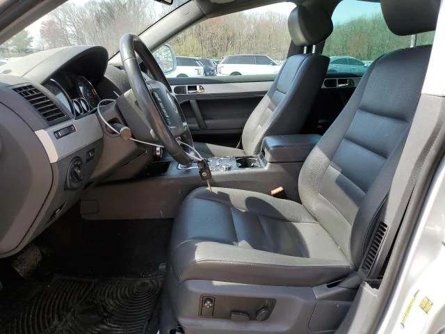 Photo 6 VIN: WVGBE77LX9D028635 - VOLKSWAGEN TOUAREG 2 