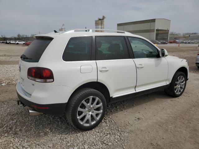 Photo 2 VIN: WVGBF7A91AD002424 - VOLKSWAGEN TOUAREG 