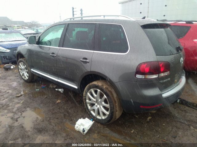 Photo 2 VIN: WVGBF7A93AD002022 - VOLKSWAGEN TOUAREG 