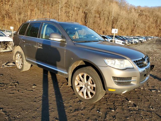 Photo 3 VIN: WVGBF7A93AD003445 - VOLKSWAGEN TOUAREG 