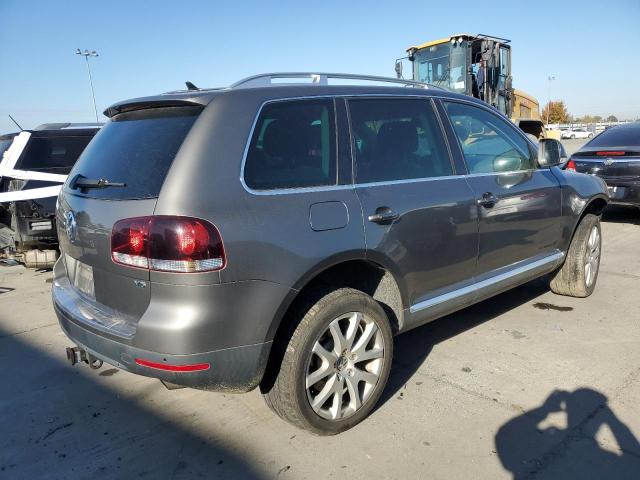 Photo 2 VIN: WVGBF7A93AD003753 - VOLKSWAGEN TOUAREG 