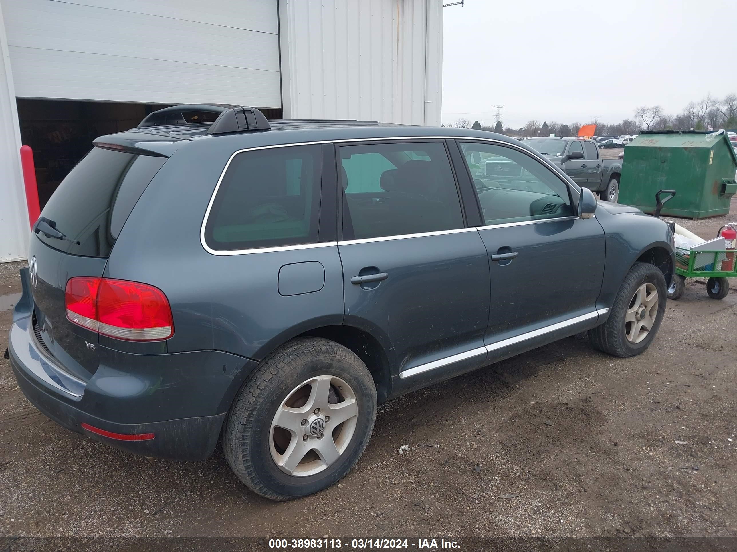 Photo 3 VIN: WVGBG77LX5D001472 - VOLKSWAGEN TOUAREG 