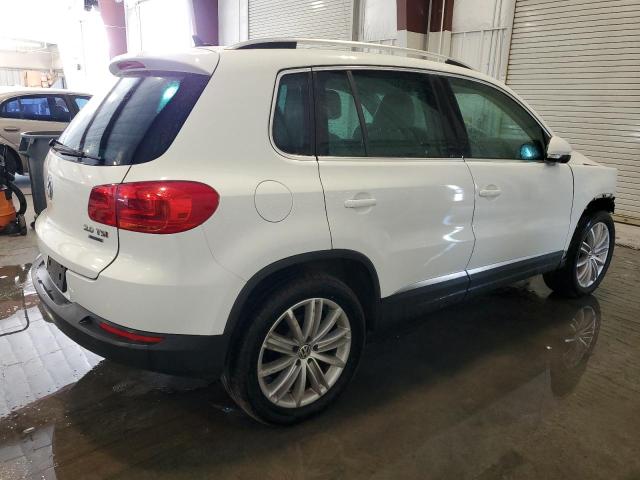 Photo 2 VIN: WVGBV3AX0EW567638 - VOLKSWAGEN TIGUAN S 