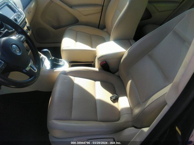 Photo 2 VIN: WVGBV3AX2DW573181 - VOLKSWAGEN TIGUAN 