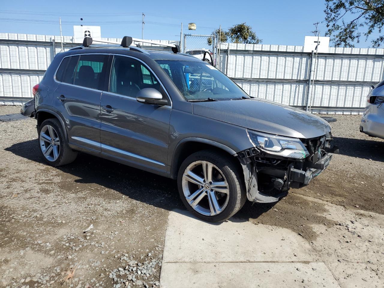 Photo 3 VIN: WVGBV3AX2EW106649 - VOLKSWAGEN TIGUAN 