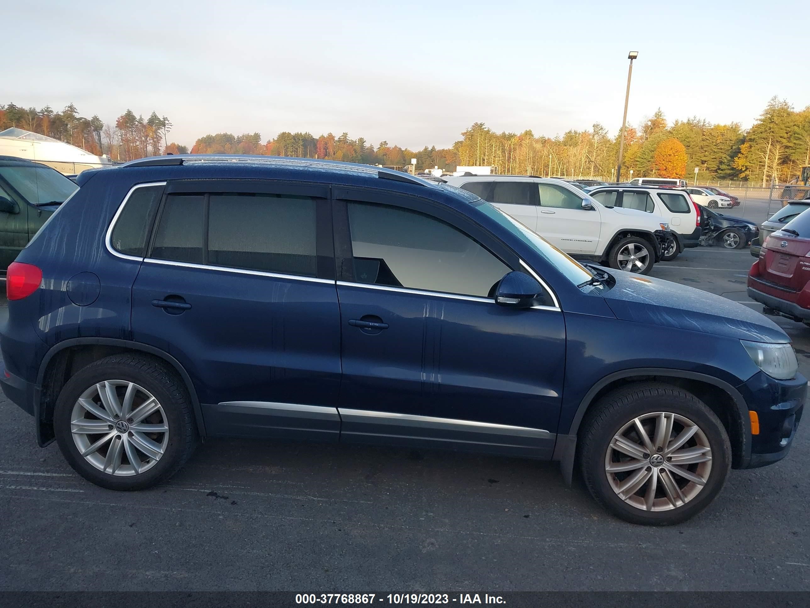 Photo 12 VIN: WVGBV3AX4DW614829 - VOLKSWAGEN TIGUAN 