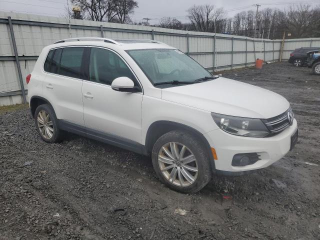 Photo 3 VIN: WVGBV3AX4EW528227 - VOLKSWAGEN TIGUAN 