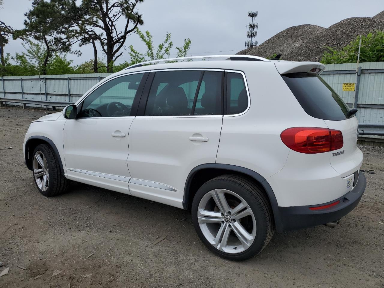 Photo 1 VIN: WVGBV3AX5EW008845 - VOLKSWAGEN TIGUAN 