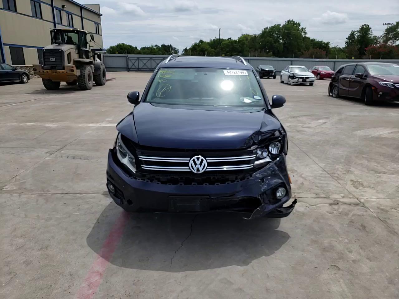 Photo 10 VIN: WVGBV3AX6EW588221 - VOLKSWAGEN TIGUAN S 