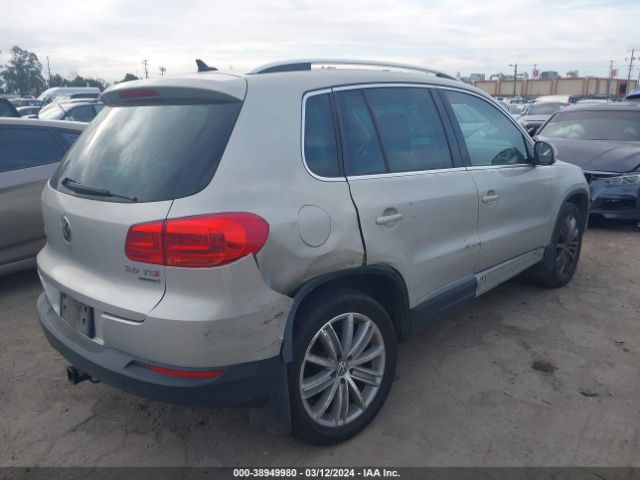 Photo 3 VIN: WVGBV3AX7DW563648 - VOLKSWAGEN TIGUAN 