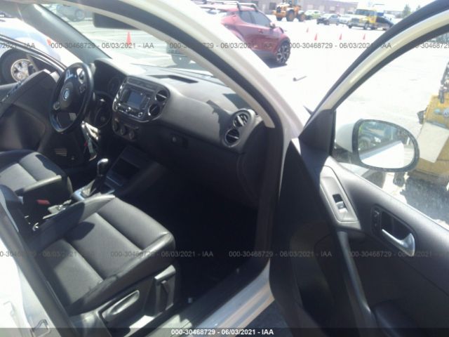 Photo 4 VIN: WVGBV3AX7DW601797 - VOLKSWAGEN TIGUAN 