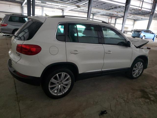 Photo 2 VIN: WVGBV3AX8DW609813 - VOLKSWAGEN TIGUAN S 