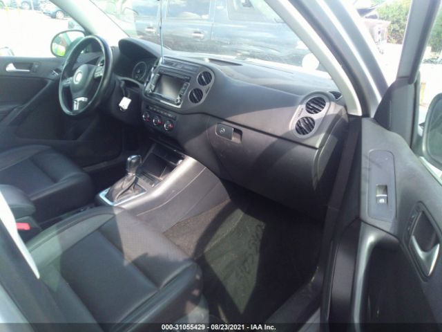 Photo 4 VIN: WVGBV3AX8DW610881 - VOLKSWAGEN TIGUAN 