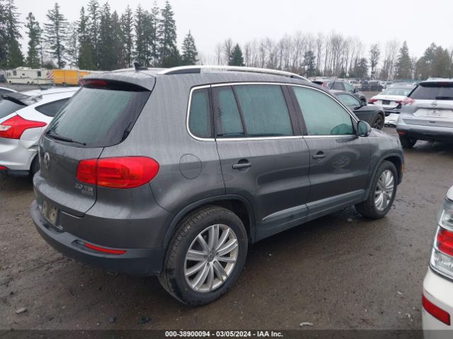 Photo 3 VIN: WVGBV3AX9DW615409 - VOLKSWAGEN TIGUAN 