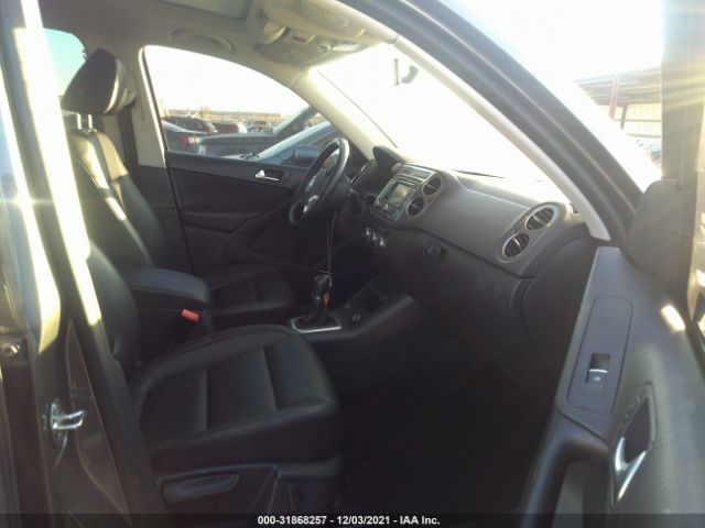 Photo 4 VIN: WVGBV3AX9EW594210 - VOLKSWAGEN TIGUAN 