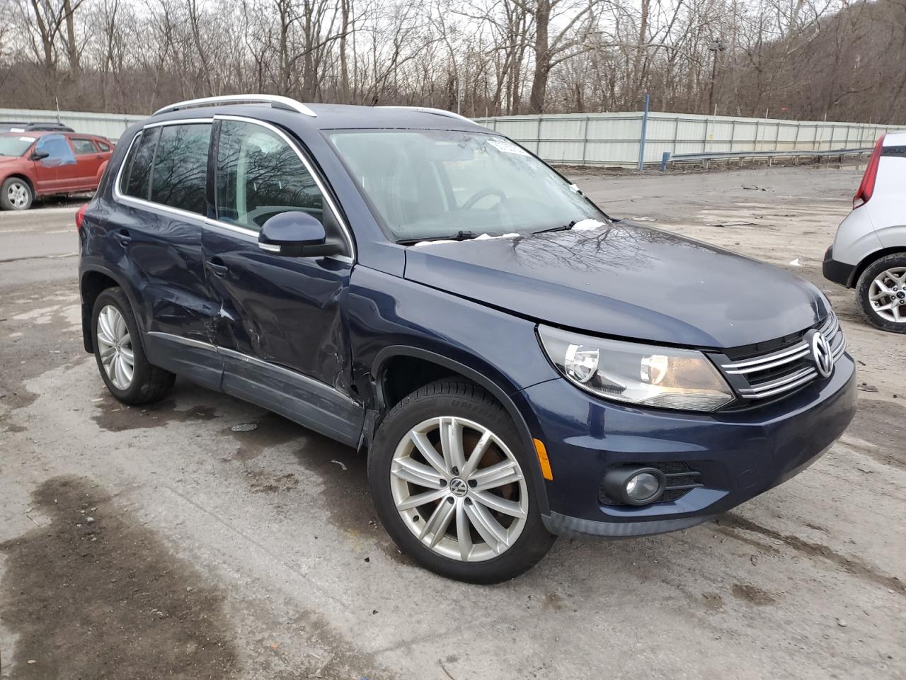 Photo 3 VIN: WVGBV3AXXDW600255 - VOLKSWAGEN TIGUAN 