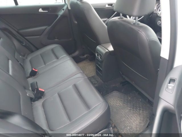 Photo 7 VIN: WVGBV3AXXEW554377 - VOLKSWAGEN TIGUAN 