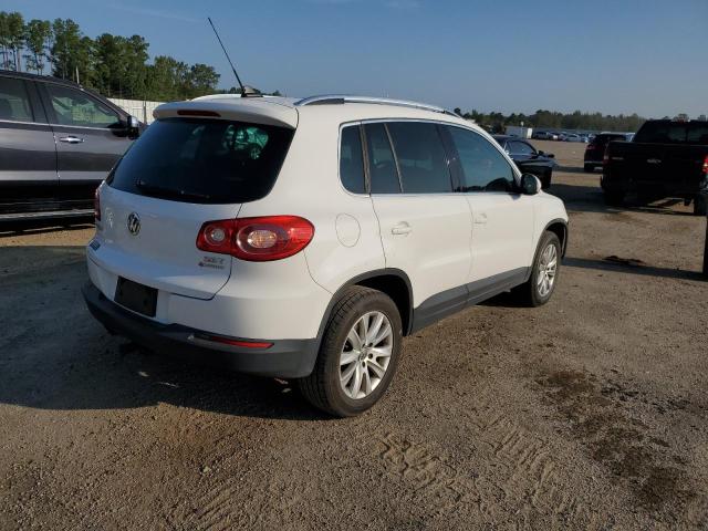 Photo 2 VIN: WVGBV75N09W519918 - VOLKSWAGEN TIGUAN SE 