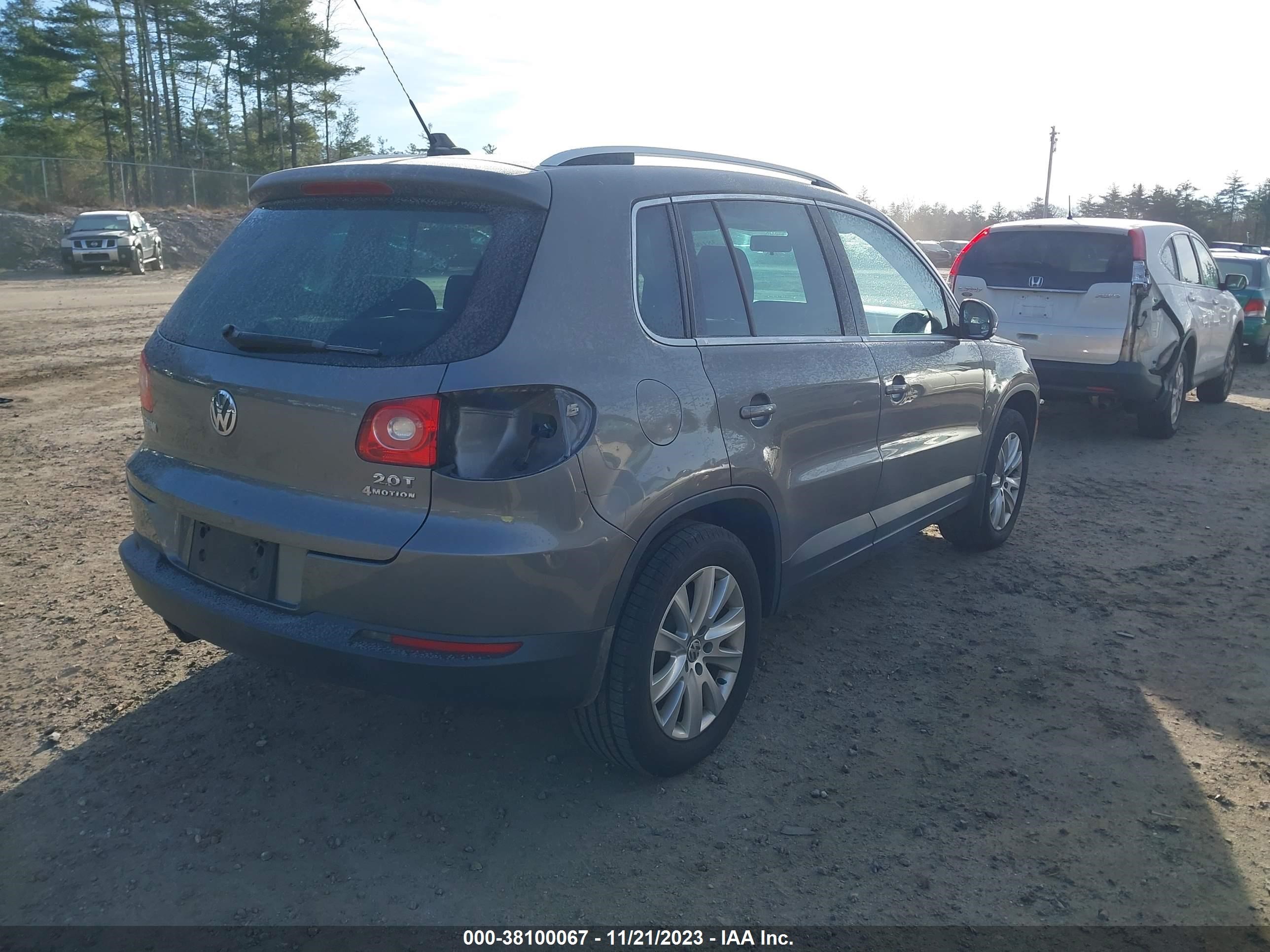 Photo 3 VIN: WVGBV75N19W531978 - VOLKSWAGEN TIGUAN 