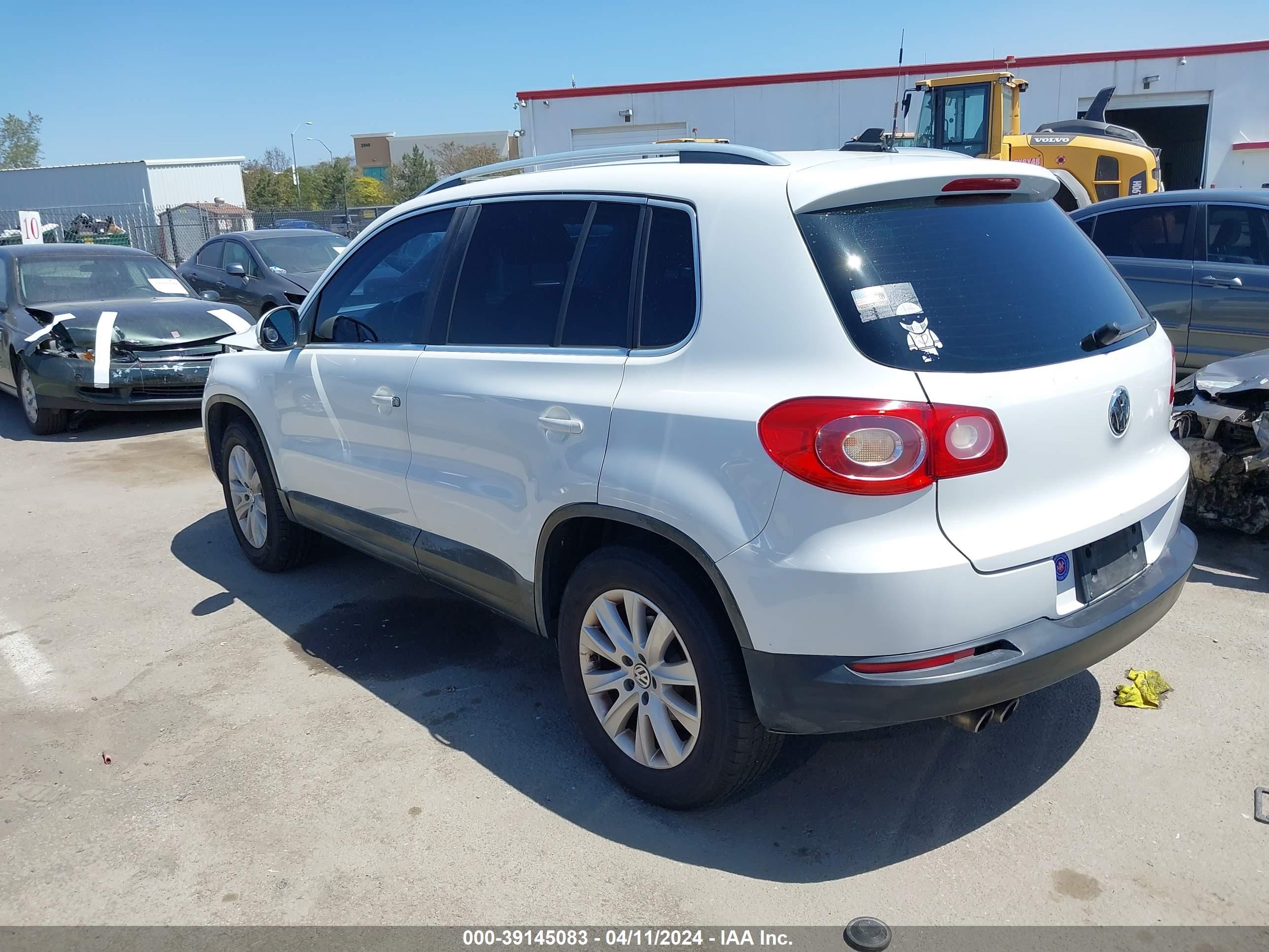 Photo 2 VIN: WVGBV75N29W005097 - VOLKSWAGEN TIGUAN 