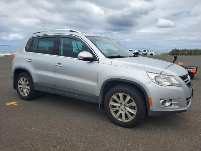 Photo 3 VIN: WVGBV75N79W527711 - VOLKSWAGEN TIGUAN SE 