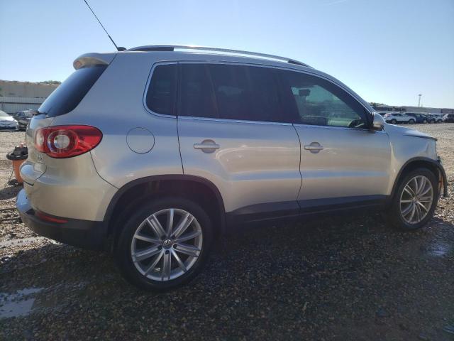 Photo 2 VIN: WVGBV75N79W545383 - VOLKSWAGEN TIGUAN SE 