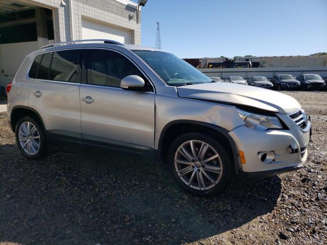 Photo 3 VIN: WVGBV75N79W545383 - VOLKSWAGEN TIGUAN SE 