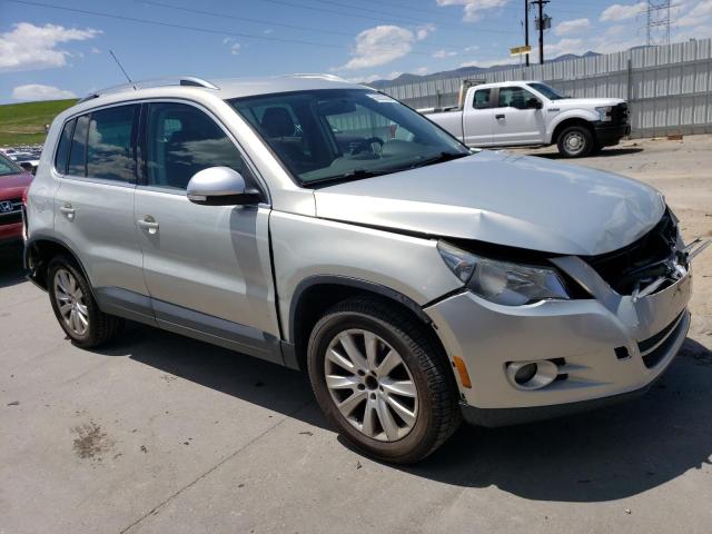 Photo 3 VIN: WVGBV75N99W531520 - VOLKSWAGEN TIGUAN SE 