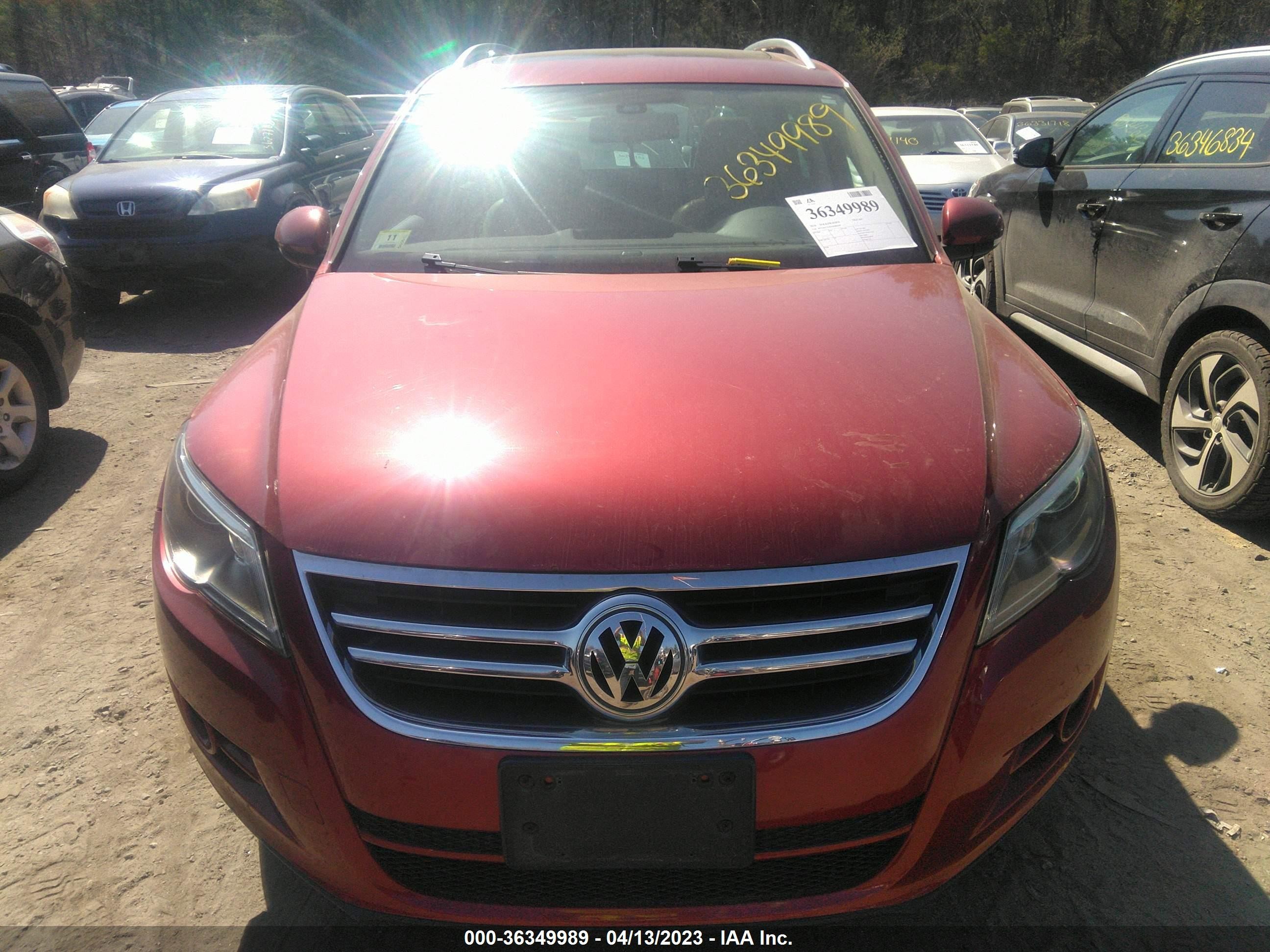 Photo 5 VIN: WVGBV7AX0AW001741 - VOLKSWAGEN TIGUAN 