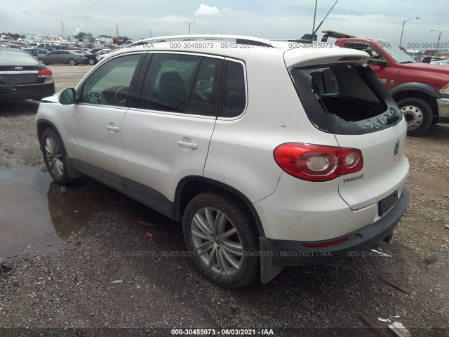 Photo 2 VIN: WVGBV7AX0AW523799 - VOLKSWAGEN TIGUAN 