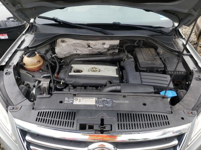 Photo 6 VIN: WVGBV7AX0AW526959 - VOLKSWAGEN TIGUAN 