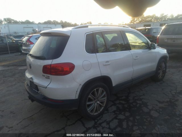 Photo 3 VIN: WVGBV7AX0CW589790 - VOLKSWAGEN TIGUAN 