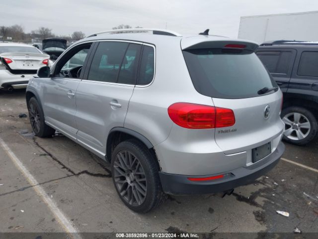 Photo 2 VIN: WVGBV7AX0FW608827 - VOLKSWAGEN TIGUAN 