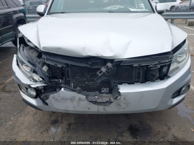 Photo 5 VIN: WVGBV7AX0FW608827 - VOLKSWAGEN TIGUAN 