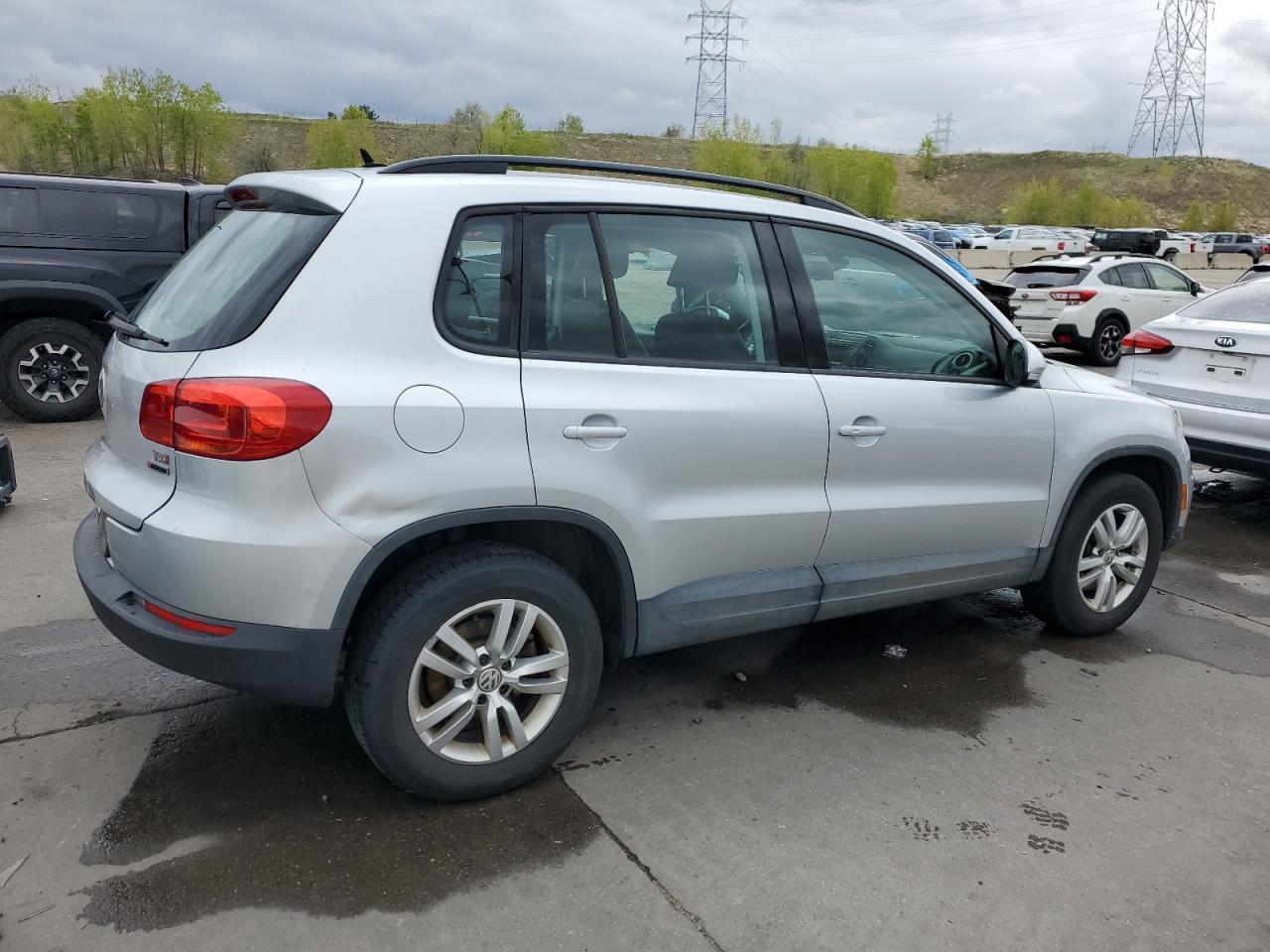 Photo 2 VIN: WVGBV7AX0GW024607 - VOLKSWAGEN TIGUAN 