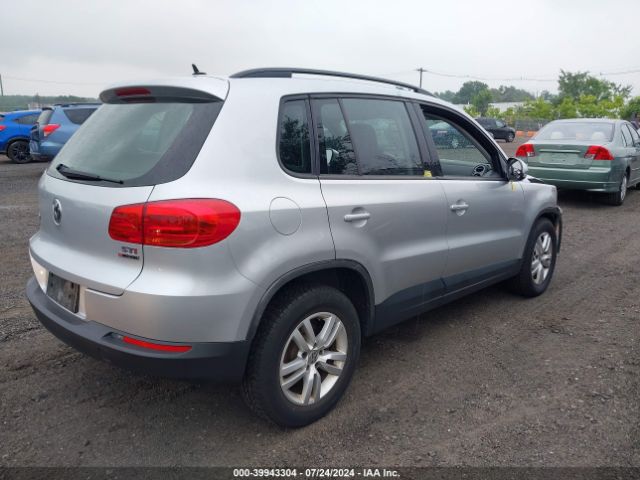 Photo 3 VIN: WVGBV7AX0GW612748 - VOLKSWAGEN TIGUAN 