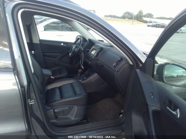 Photo 4 VIN: WVGBV7AX0GW614029 - VOLKSWAGEN TIGUAN 