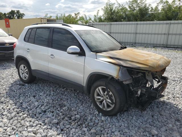 Photo 3 VIN: WVGBV7AX0HK026060 - VOLKSWAGEN TIGUAN S 