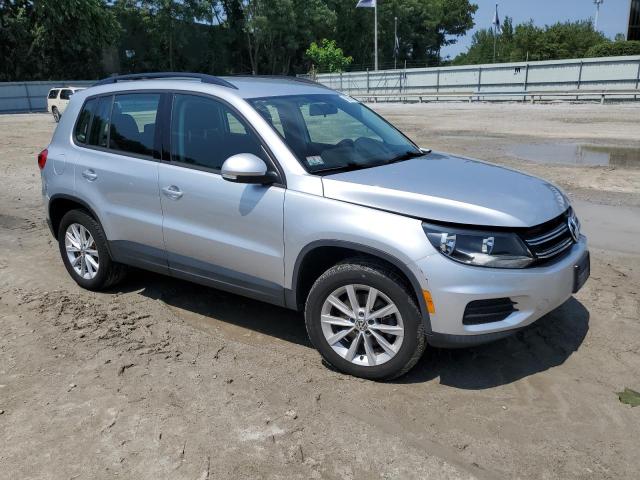 Photo 3 VIN: WVGBV7AX0HK047197 - VOLKSWAGEN TIGUAN S 