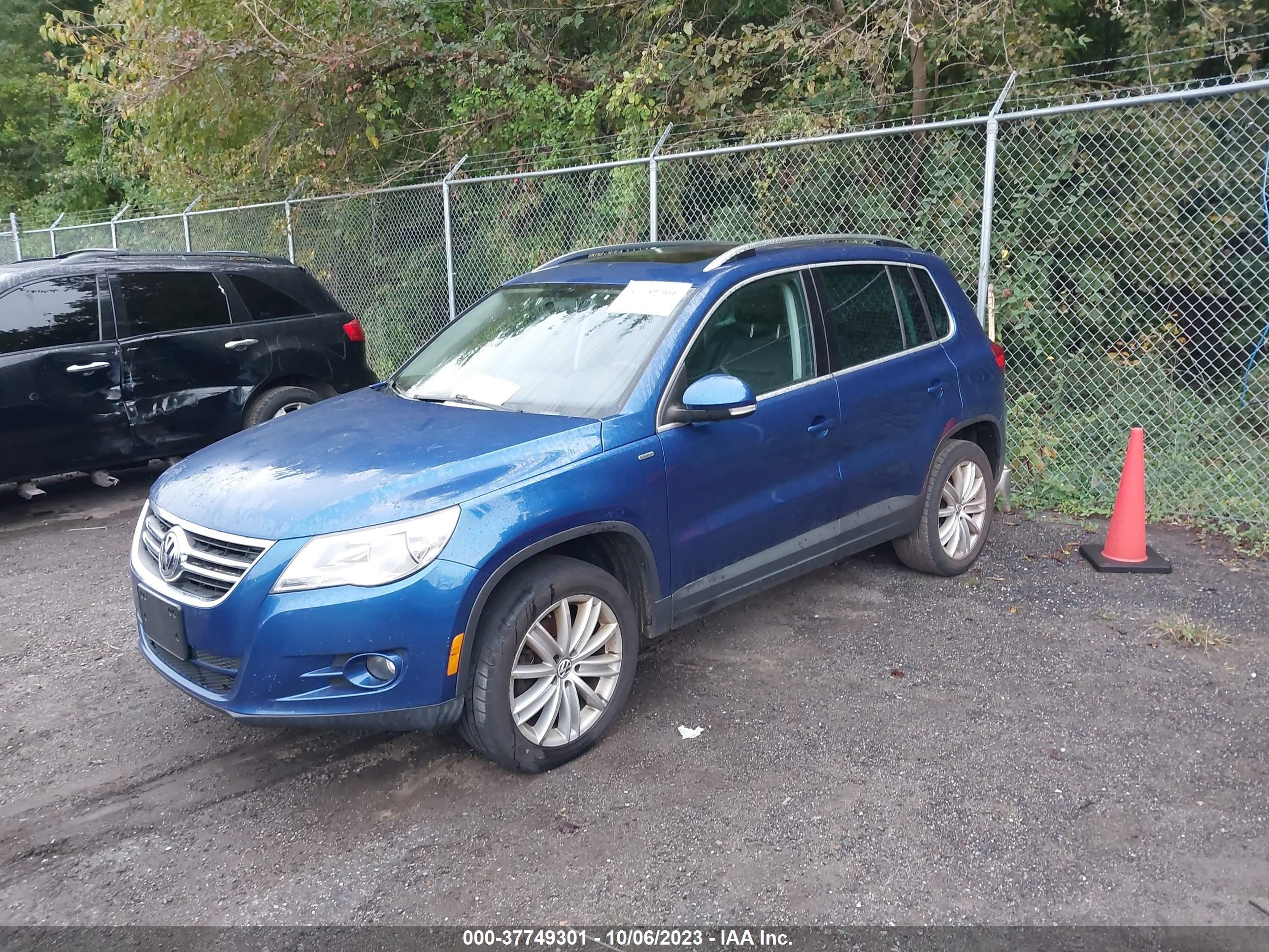 Photo 1 VIN: WVGBV7AX1AW004177 - VOLKSWAGEN TIGUAN 