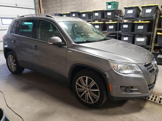 Photo 3 VIN: WVGBV7AX1AW514464 - VOLKSWAGEN TIGUAN 