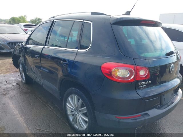 Photo 2 VIN: WVGBV7AX1BW523800 - VOLKSWAGEN TIGUAN 