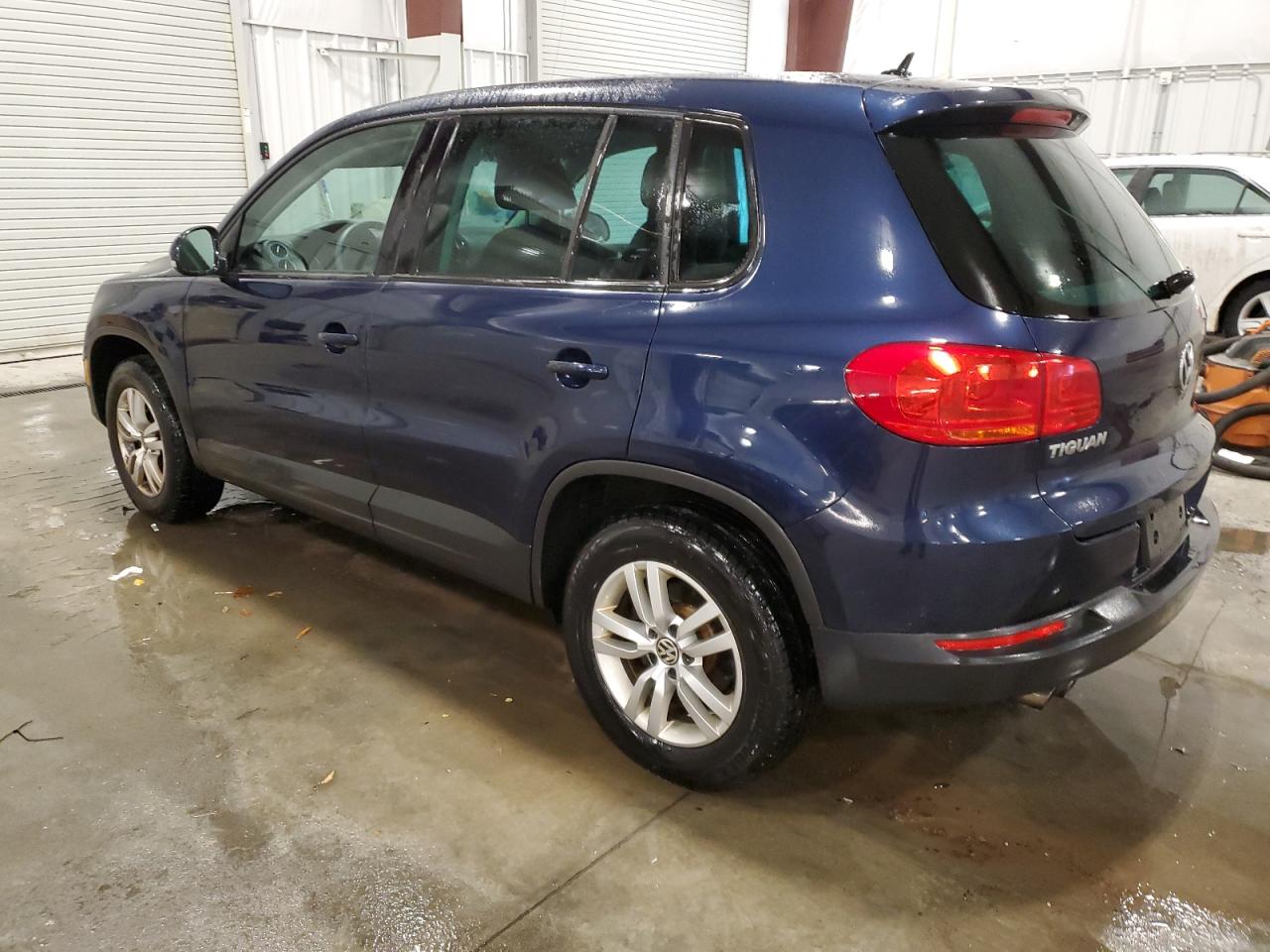 Photo 1 VIN: WVGBV7AX1CW570097 - VOLKSWAGEN TIGUAN 