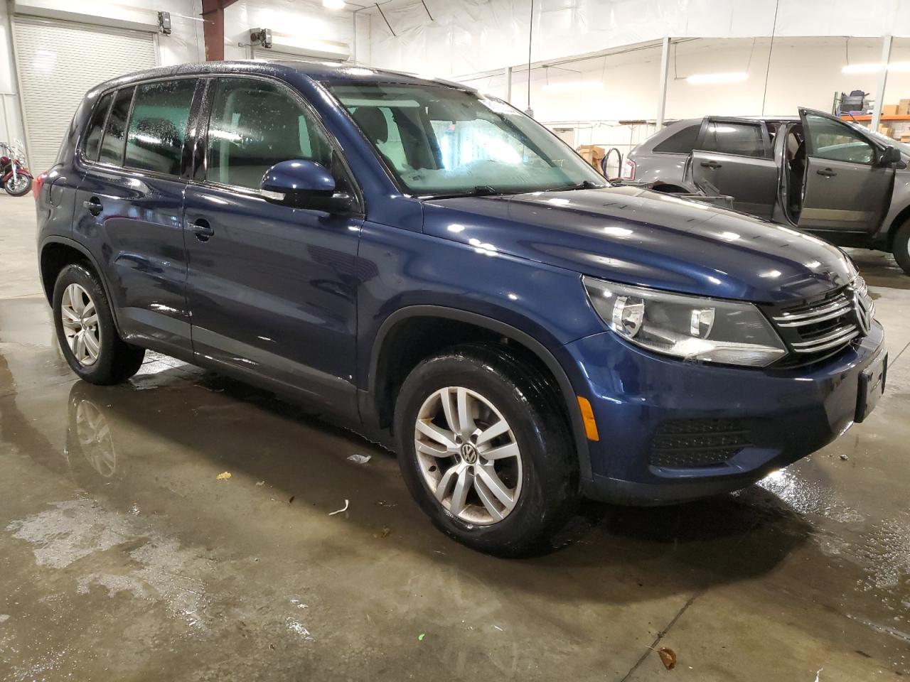 Photo 3 VIN: WVGBV7AX1CW570097 - VOLKSWAGEN TIGUAN 