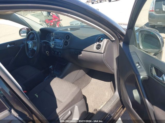 Photo 4 VIN: WVGBV7AX1CW588809 - VOLKSWAGEN TIGUAN 