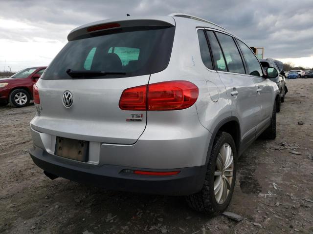 Photo 3 VIN: WVGBV7AX1GW582885 - VOLKSWAGEN TIGUAN S 