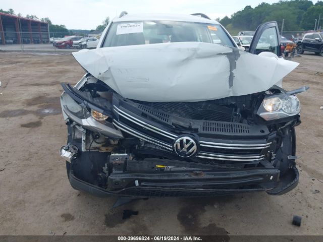 Photo 5 VIN: WVGBV7AX1GW609857 - VOLKSWAGEN TIGUAN 