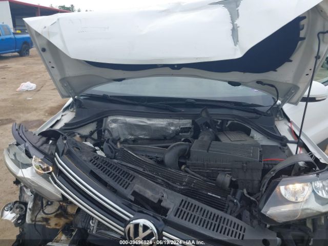 Photo 9 VIN: WVGBV7AX1GW609857 - VOLKSWAGEN TIGUAN 